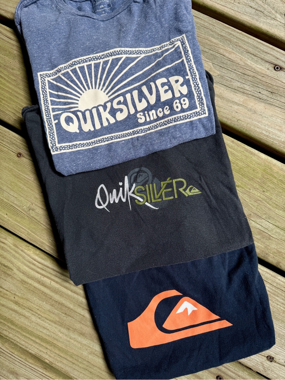 Quiksilver 3 Tee lot in Blue, Black, Navy - kids 10/12